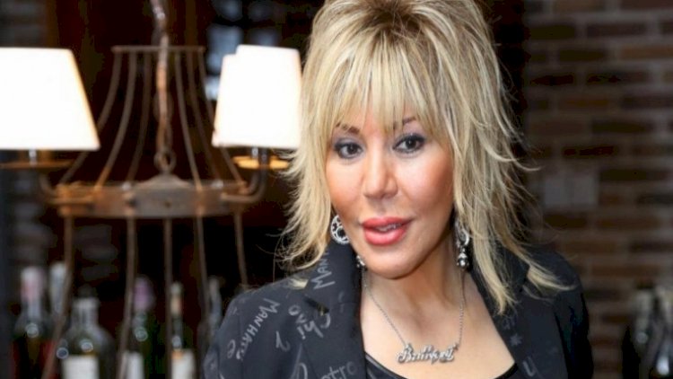    56 yaşlı Brilliant Dadaşova transparan geyimdə - Foto   