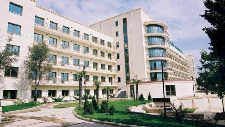    Kliniki Tibbi Mərkəzdə işıqlar niyə söndü?   - Açıqlama