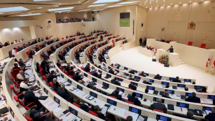    Bu gün Gürcüstan parlamentinə yeni sədr seçiləcək   
