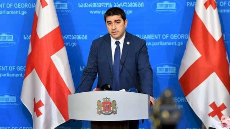   45 yaşlı siyasətçi Gürcüstan parlamentinin sədri seçildi   