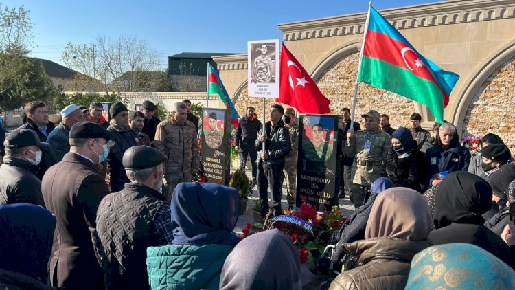    Suraxanıda şəhid məzarı başında anıldı   - Fotolar