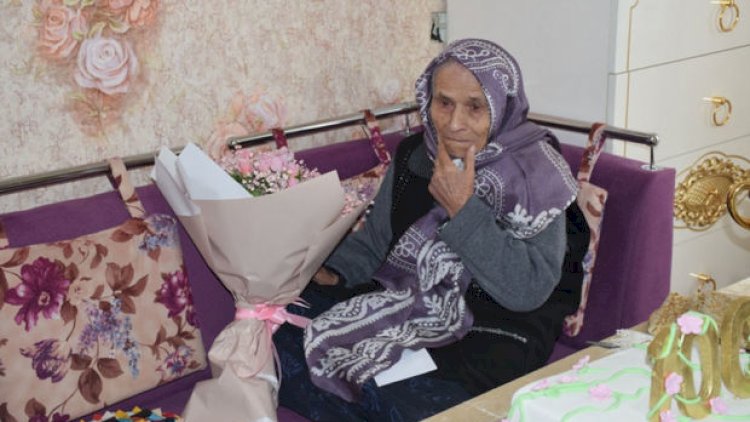    Qubanın ən yaşlı sakininin 100 yaşı tamam oldu - Fotolar   