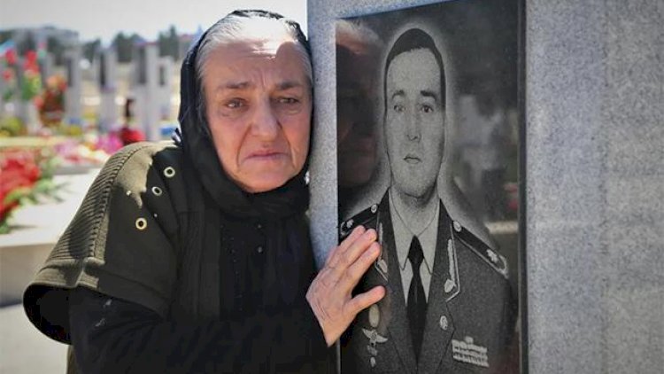    Erməninin çaldığı havaya oynayanlar, yaxud şəhid anasını öz “oyununa“ salanlar   