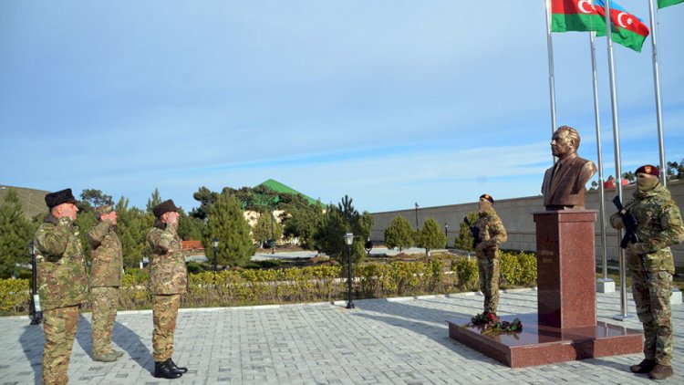    Zakir Həsənov xüsusi təyinatlıların hərbi hissəsinə baş çəkdi   