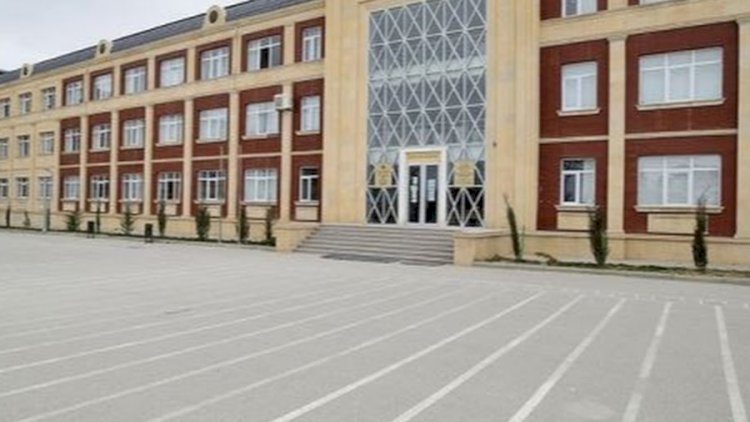    Şagirdin başını divara çırpan müəllimə xəbərdarlıq edildi   