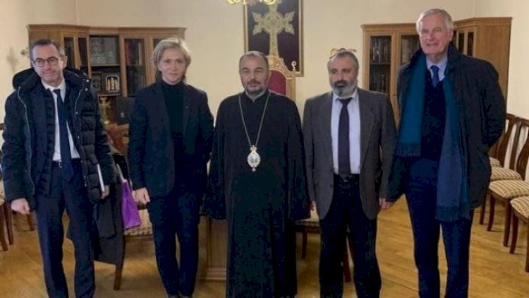    “Bizə dedilər bilməmişik, adi maşında gəlib. İnandırıcı deyil” - Prezidentdən Pekressin Xankəndinə səfərinə reaksiya   
