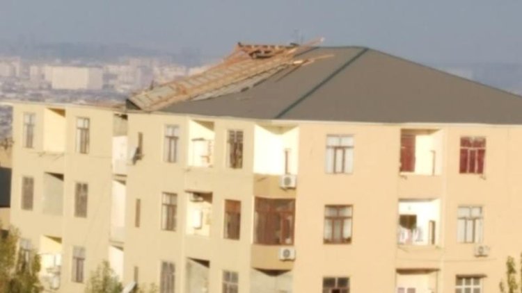    Güclü külək Bakıda fəsadlar törətdi   