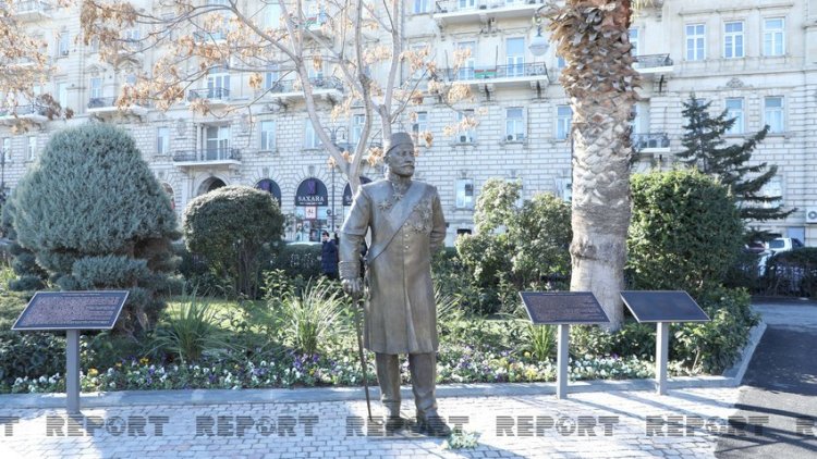    Hacı Zeynalabdin Tağıyevin abidəsini zədələyən şəxslər saxlanılıb, heykəl bərpa olunub   