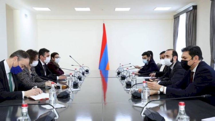    Ararat Mirzoyan avropalı qonaqlarla sərhəddəki vəziyyətdən danışdı   