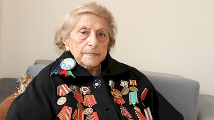   Fatma Səttarovaya “İstiqlal” ordeni verildi   - SƏRƏNCAM