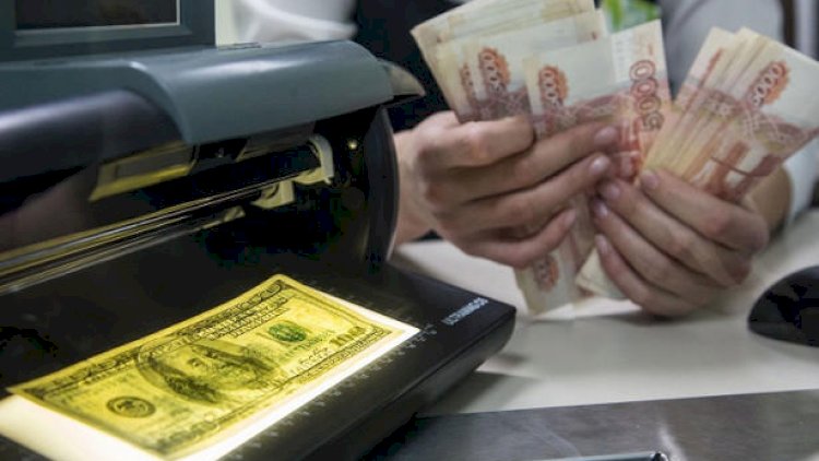    Rusiyada dollar kəskin bahalaşdı   