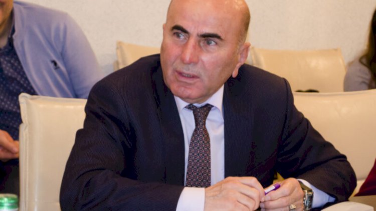    “Uşaqların məktəbdən qovulması müəllimin qıcqırmış düşüncəsidir“   - Tanınmış hüquqşünas