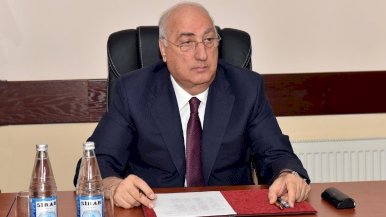    Məşhur icra başçısı Almaniyaya aparılıb?   