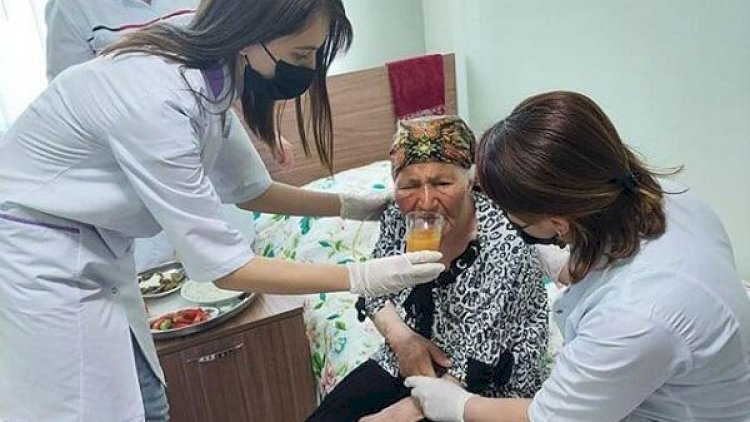    Qohumları tərəfindən zəncirlənən qadından xəbər var - Foto   