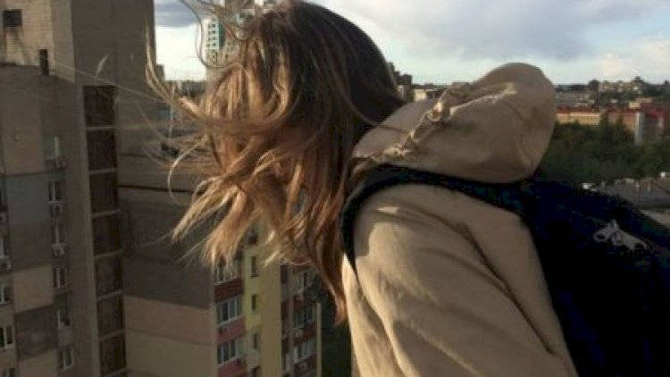    22-ci mərtəbədən yıxılan məktəbli qız sağ qaldı   