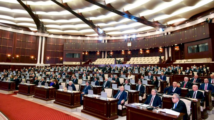    Deputatların sayının artırılması tələbi böyüyür   