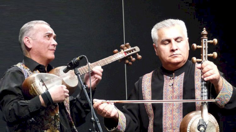    Prezident iki Xalq artistinə ev verdi   