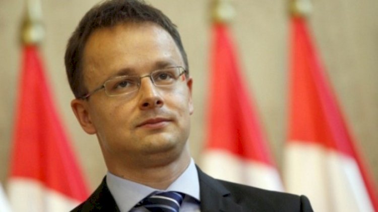    Macarıstanın XİN başçısı Azərbaycana gəldi   