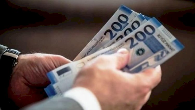    Bakıda orta aylıq əməkhaqqı min manata çatır   