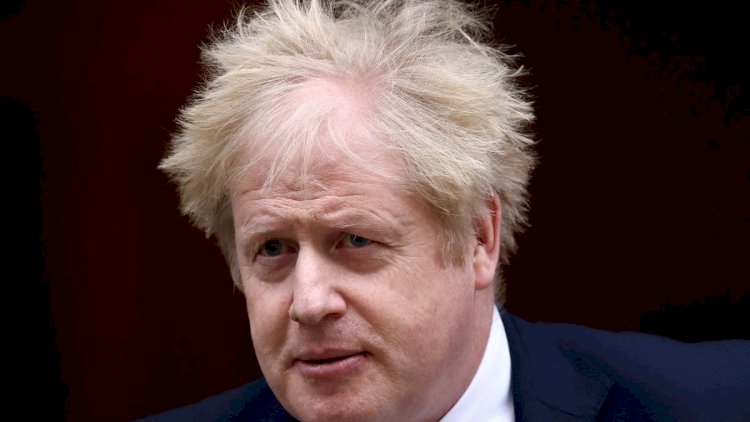    Boris Consonun çevrəsində 2 istefa   