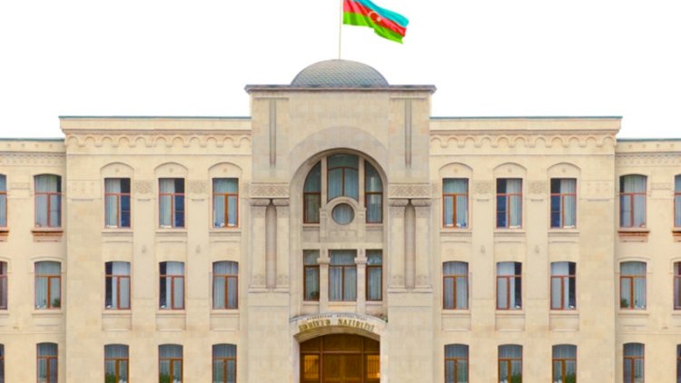    Səhiyyə nazirinin müavinləri kollektivə təqdim olundu   