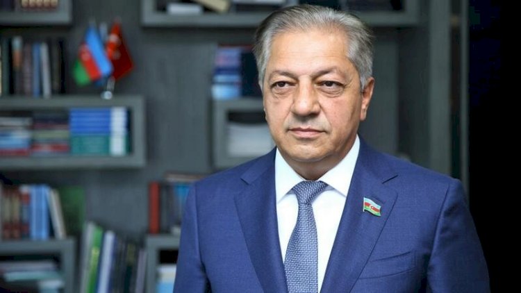   Deputat jurnalistləri təhqir etdi: “Şərəfsiz vəzifələri öz üzərlərinə götürüblər”   