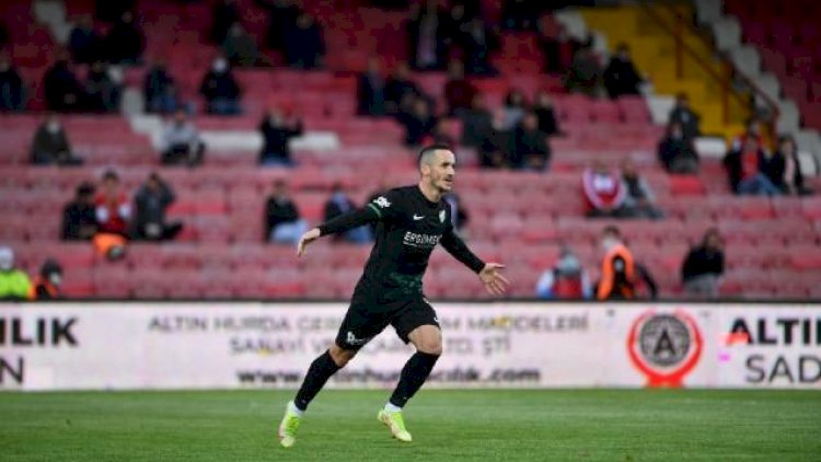    “Bursaspor“ qalib gəldi, Namik pul mükafatı alacaq   