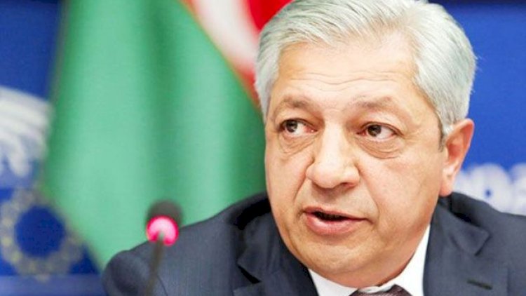    Cavanşir Feyziyev jurnalistləri təhqir edən statusunu sildi   
