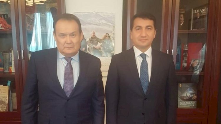    Hikmət Hacıyev Bağdad Amreyevlə görüşdü   