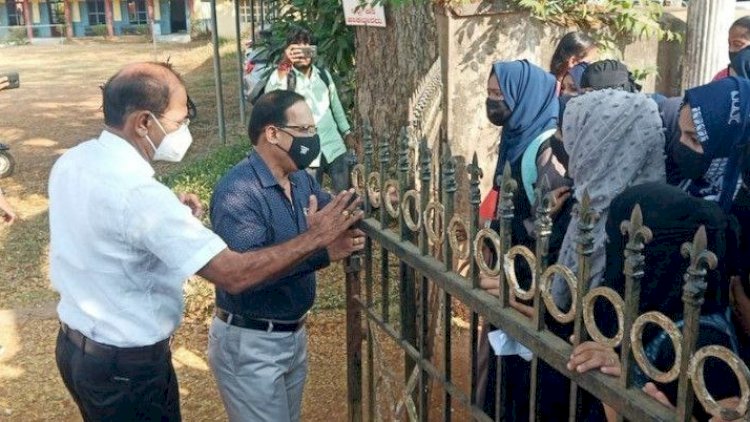    Hicablılar məktəbə buraxılmır - Hindistanda irqçi kampaniya   