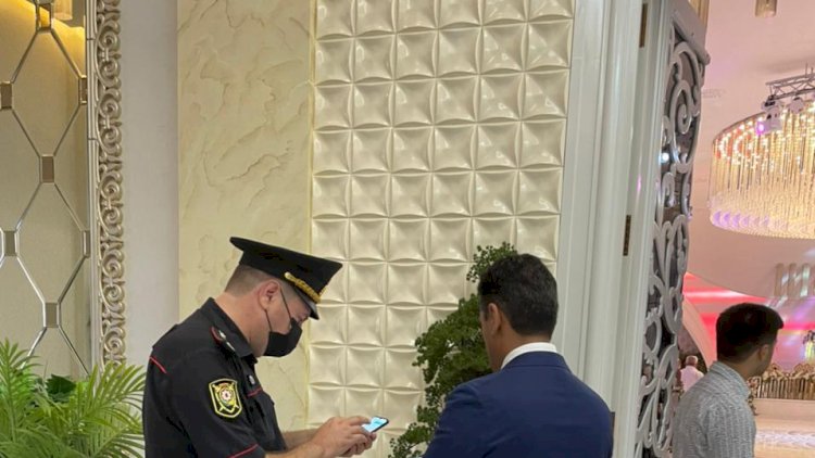    Polis toyda reyd keçirdi: 32 nəfər şənliyə buraxılmadı   