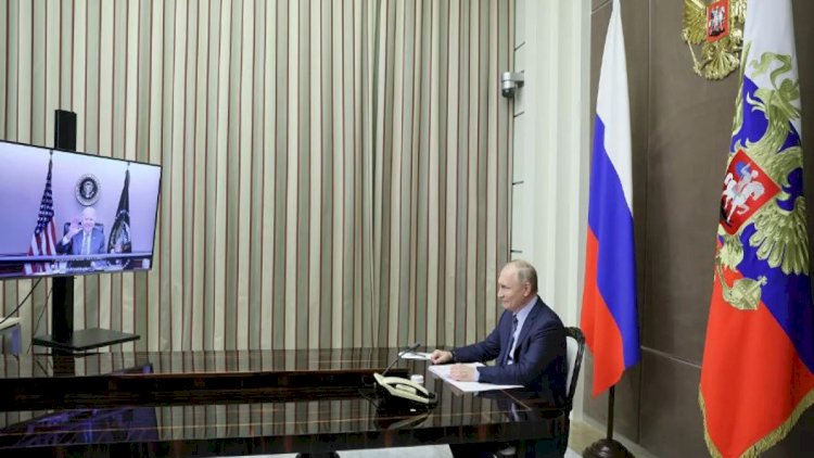    Putin və Bayden arasında telefon danışığı başladı   
