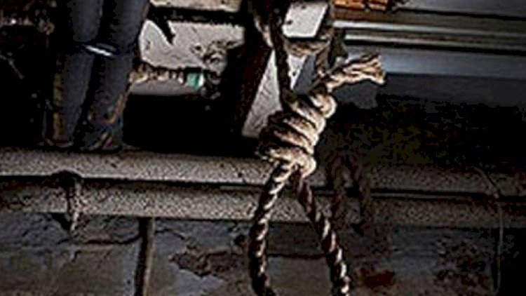    Azərbaycanda 82 yaşlı kişi özünü asdı   