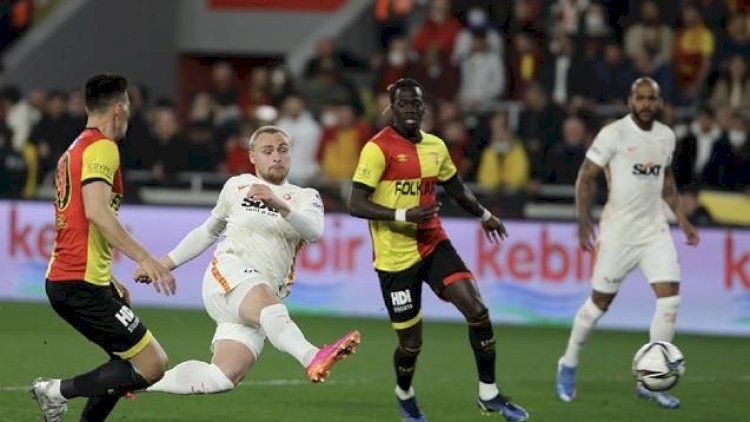    “Qalatasaray”ın oyununda 4 penalti, 5 qol   