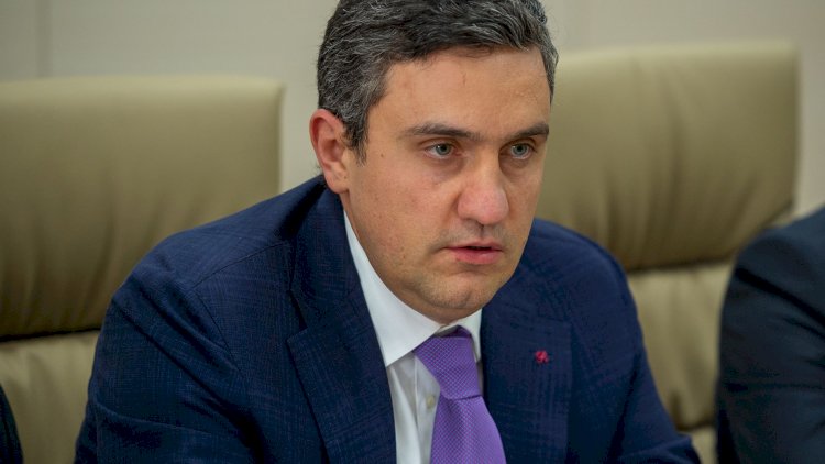    Koçaryanın blokundan olan deputat: “İrəvana gələnlərə hörmət göstərməliyik“   