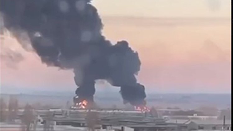    Xarkovda hərbi aerodrom vuruldu   