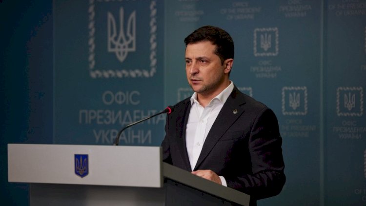    Zelenski: “Ukrayna Rusiyanın hücumlarını dayandırıb“   