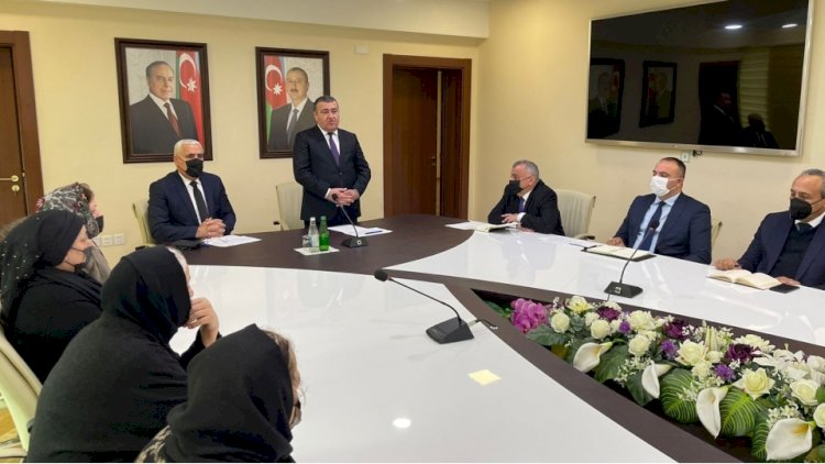    İcra Hakimiyyətində Xocalıdan olan şəhid ailələri ilə görüş keçirilib   