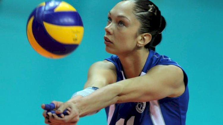    Rusiyanın məşhur voleybolçusu Putinə qarşı:   “Utanıram“