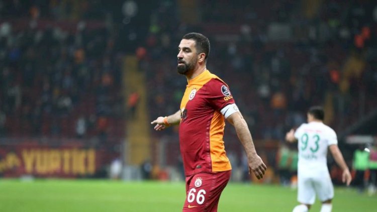    Baş məşqçi  Arda Turanı heyətdə görmək istəmir    
