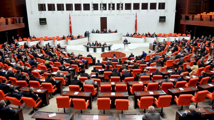    Sabah Türkiyə parlamenti Ukrayna ilə bağlı xüsusi iclas keçirəcək   