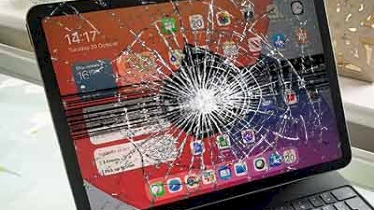    Rusiya vətəndaşı Apple şirkətinə belə etiraz etdi   - VİDEO