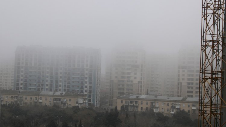    Bakıda güclü duman var   - Fotolar