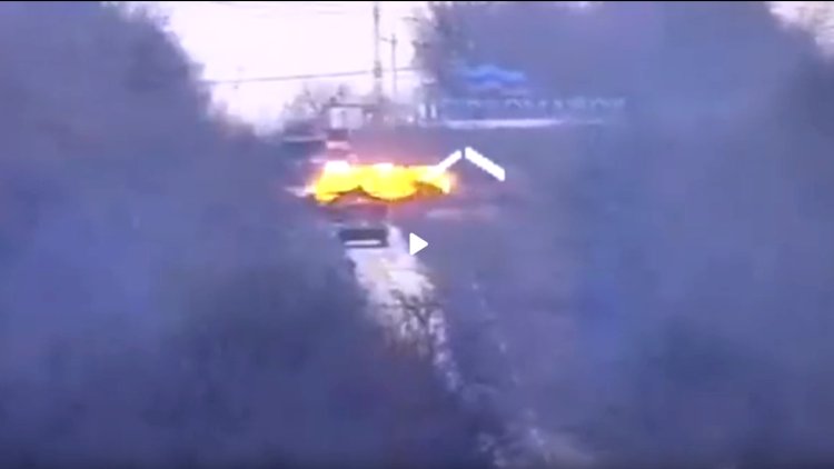    Ukrayna ordusu rus hərbi kolonunu belə məhv etdi   - Video