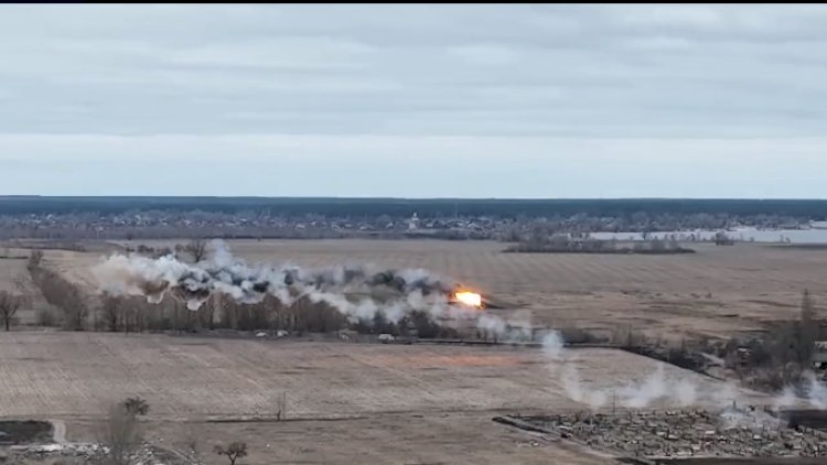    Ukrayna hərbçiləri rusların daha bir helikopterini vurdu   - Video