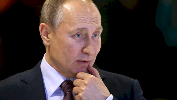    Rusiyada hərbi vəziyyət elan ediləcək? - Putindən açıqlama   