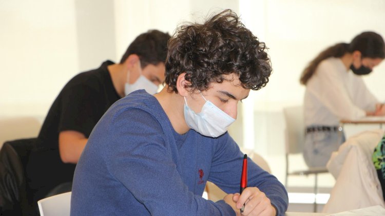    Bu gün növbəti buraxılış imtahanı keçirildi   