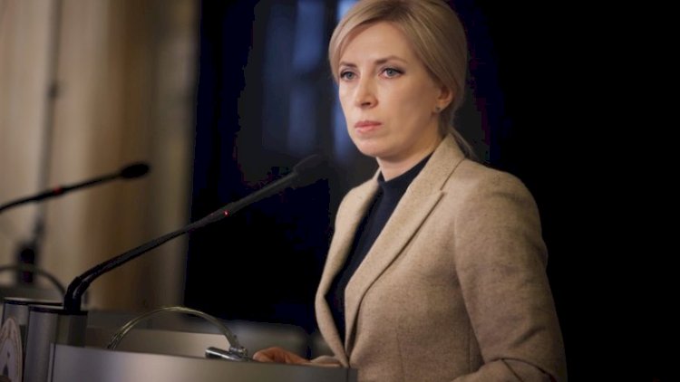    Baş nazirin müavini Baydenə yalvardı: “Sizdən xahiş edirəm, kömək edin“   