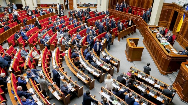    Ukraynada keçmiş deputat ruslarla döyüşdə həlak oldu   