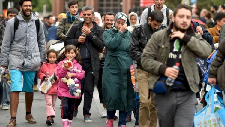    Rusiyadan Azərbaycana köç başlayacaq?  - “Rubl dəyərdən düşüb, ancaq...”   